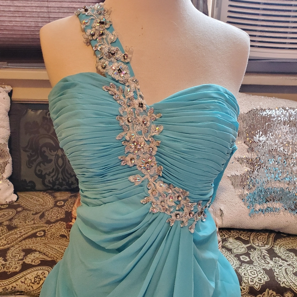 Sea blue prom dress